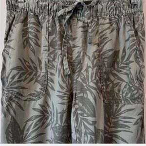 C&C California Olive Leaf Print Joggers